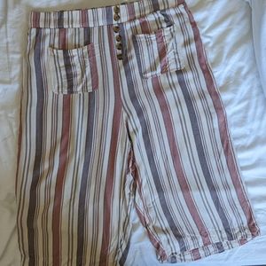 Torrid wide leg crops size 2